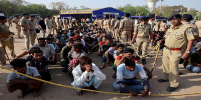 India orders migrant detention centres sparking expulsion fears
