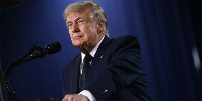 Trump to meet cabinet at Camp David on Iran
