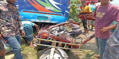 Mother, her two daughters killed in Netrakona bus-auto collision