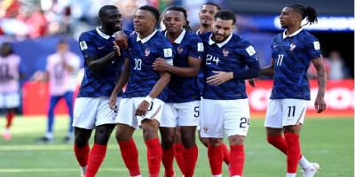 France defeat Senegal 3-1 in World Cup Group I
