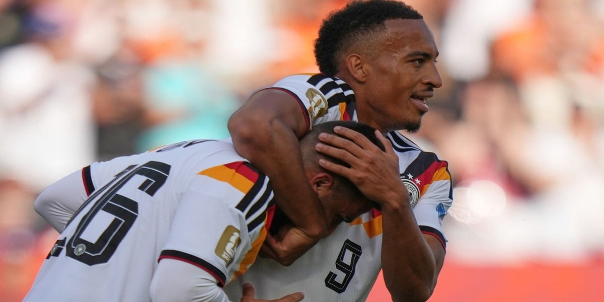 Germany beat Ivory Coast to reach World Cup knockouts