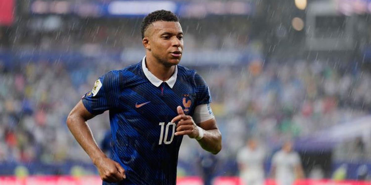 Mbappé scores twice to tie for second-most World Cup goals