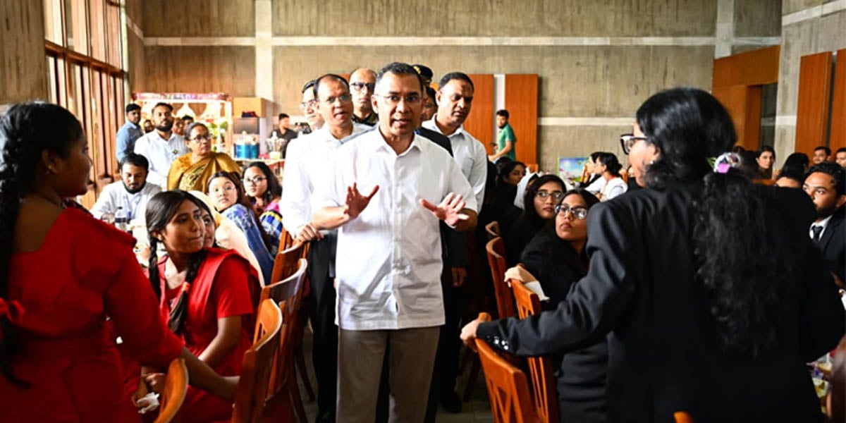PM encourages students to become competent, responsible citizens