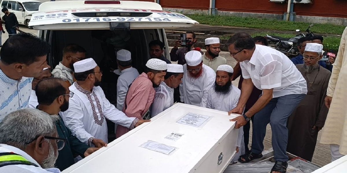 Bodies of 5 expatriates arrive in Sylhet, relatives accept coffins with heavy hearts
