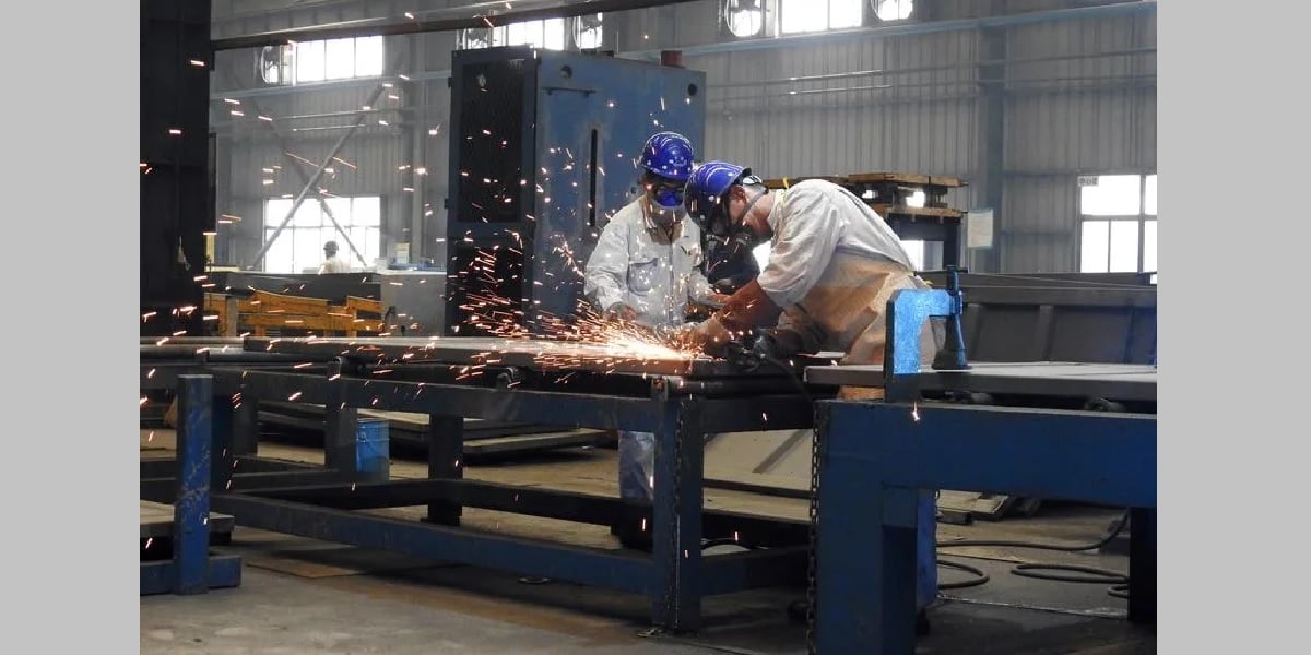 Global AI wave revs up Asian factories, offsetting war-induced pain