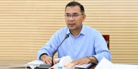 PM chairs cabinet meeting at Secretariat
