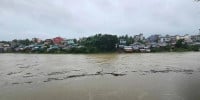 3 Bandarban rivers swell amid heavy rains; over 100 tourists stranded