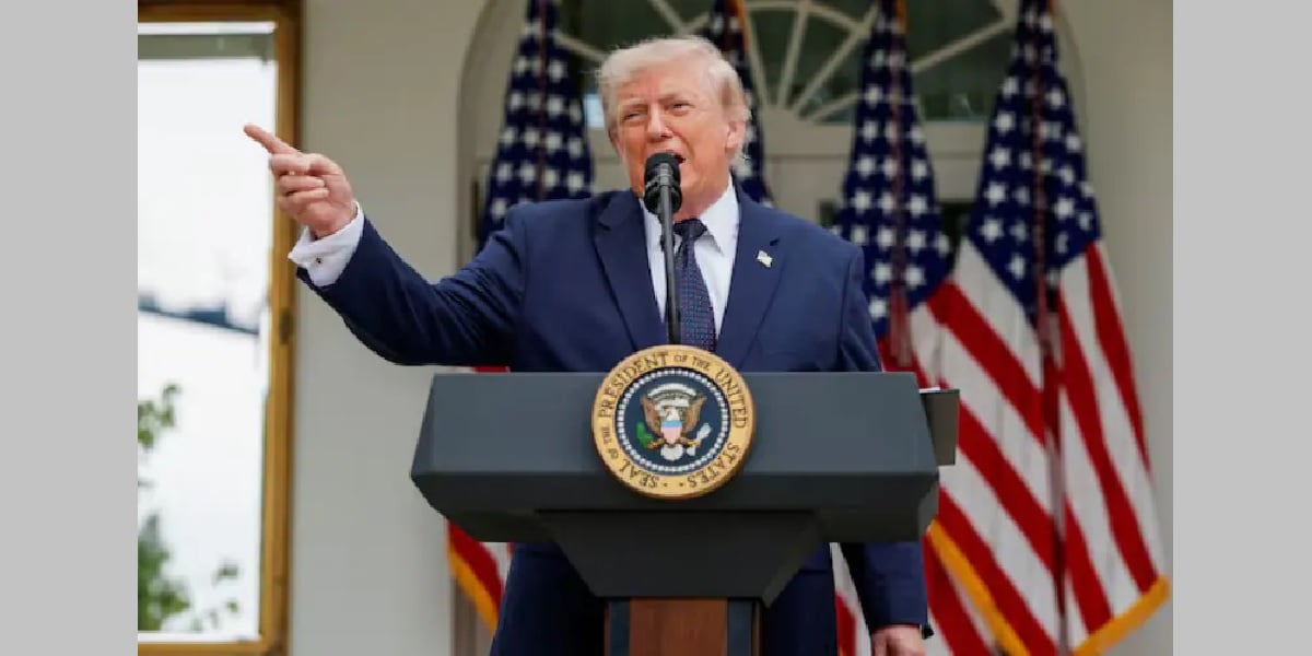 Trump warns Iran: '1,000 missiles are locked and loaded'
