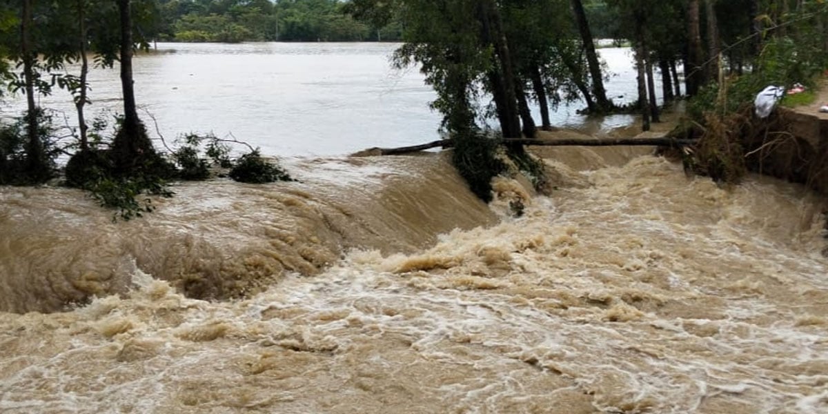 Flood, landslides death toll reaches 54
